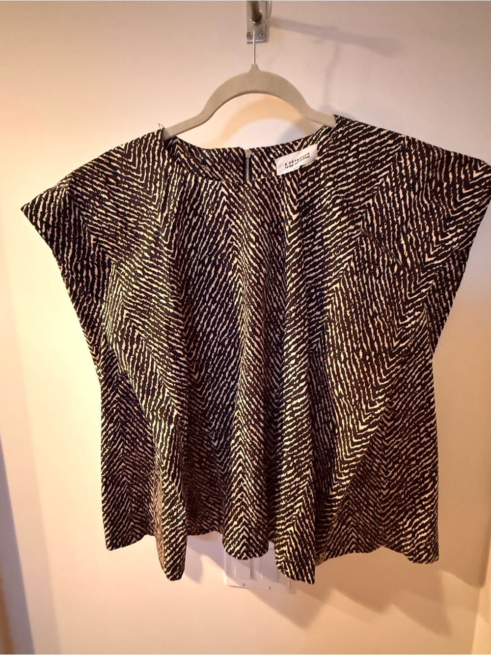 Vintage A Detacher Brown and cream Patterned Cap-Sleeve Blouse